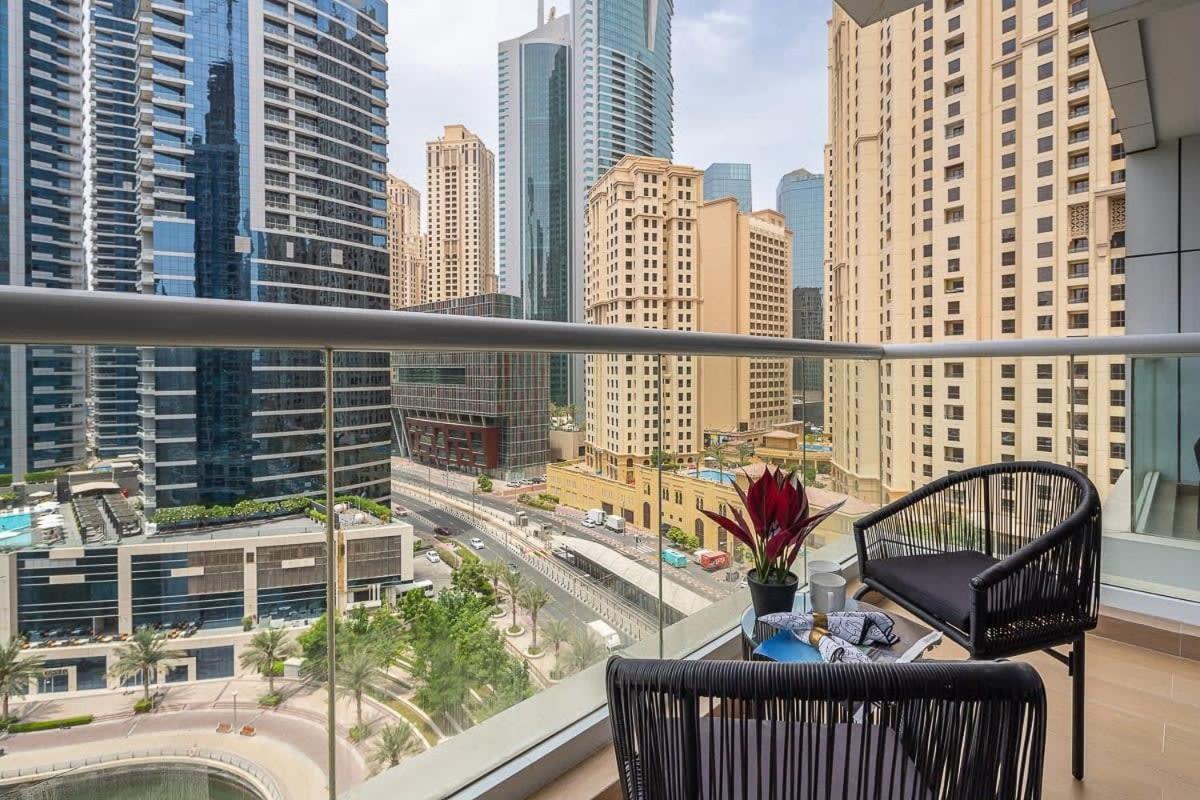 Frank Porter - Continental Tower Dubai Exterior photo